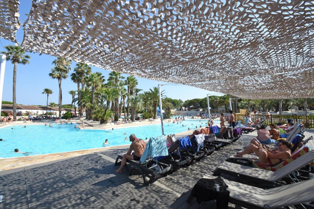 Residence La Palmeraie Frejus Bagian luar foto
