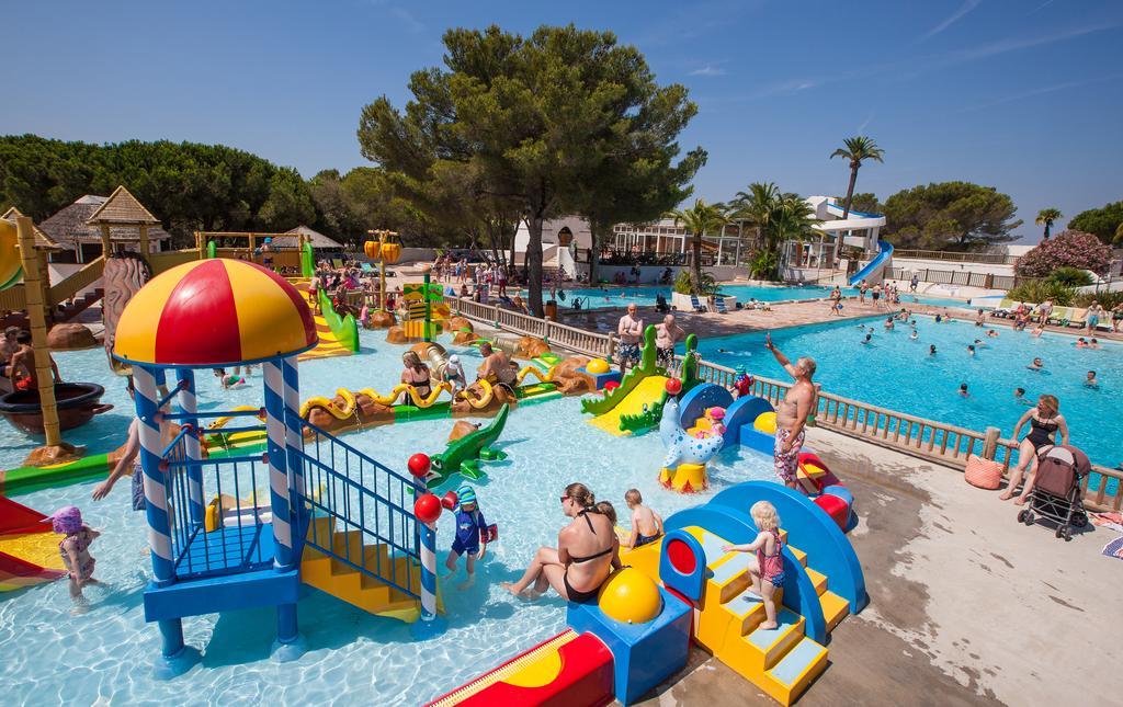 Residence La Palmeraie Frejus Bagian luar foto