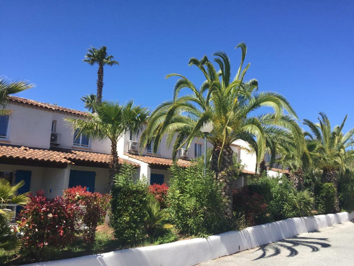 Residence La Palmeraie Frejus Bagian luar foto